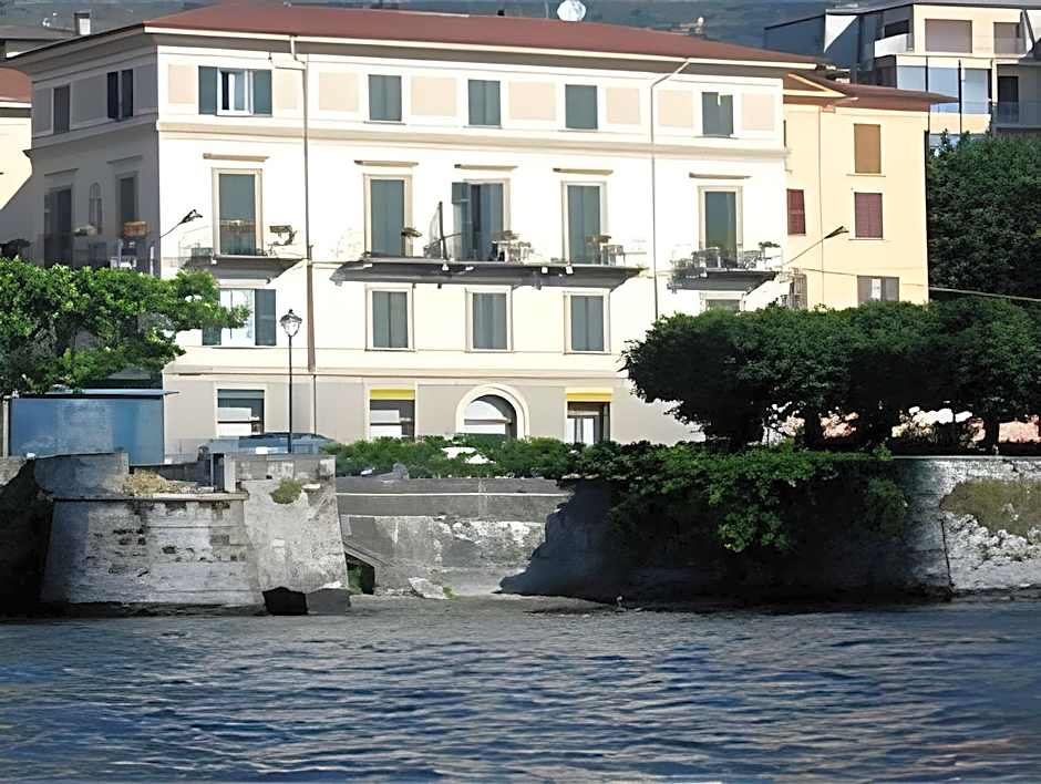 Hotel Riviera