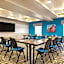 Hampton Inn By Hilton And Suites York South