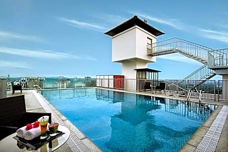 Chrysoberyl Hotel And Convention Centre 