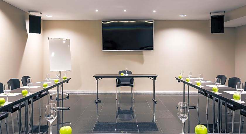 Mercure Bilbao Jardines De Albia