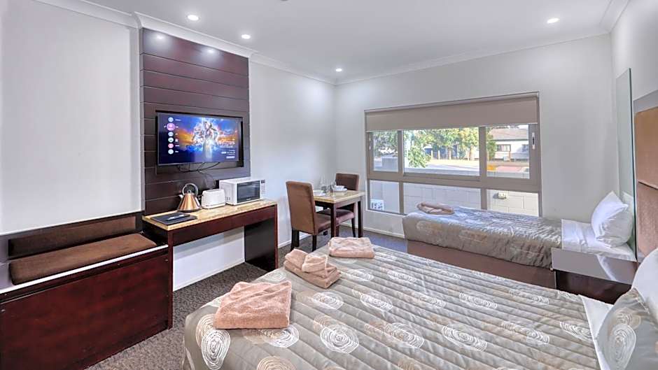 Western Downs Motor Inn