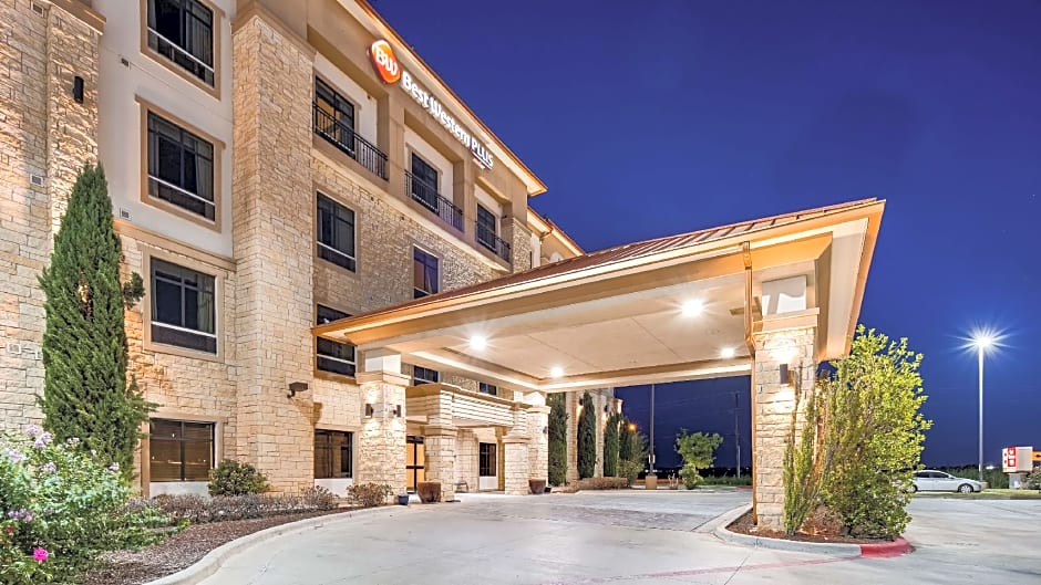 Best Western Plus Midland Suites
