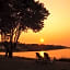 Saltair Inn Waterfront B&B