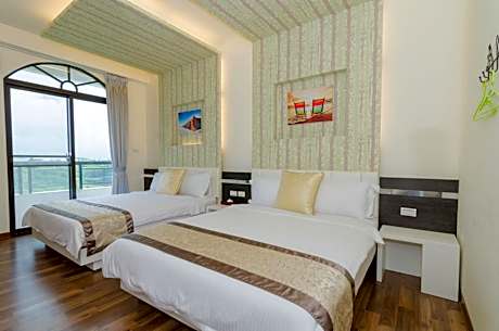 Quadruple Room with Sea View