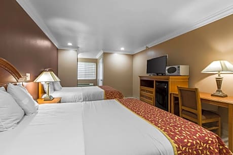 2 Queen Beds, Nonsmoking