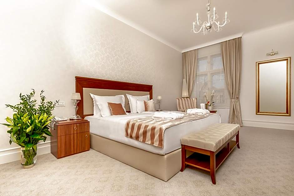 Hotel Le Premier