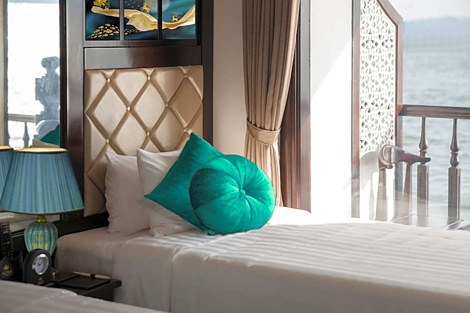 Alisa Premier Cruise