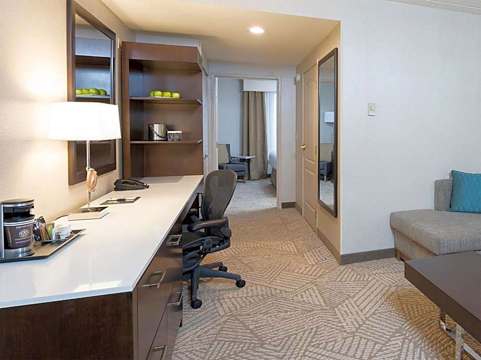 DoubleTree by Hilton Pleasant Prairie Kenosha