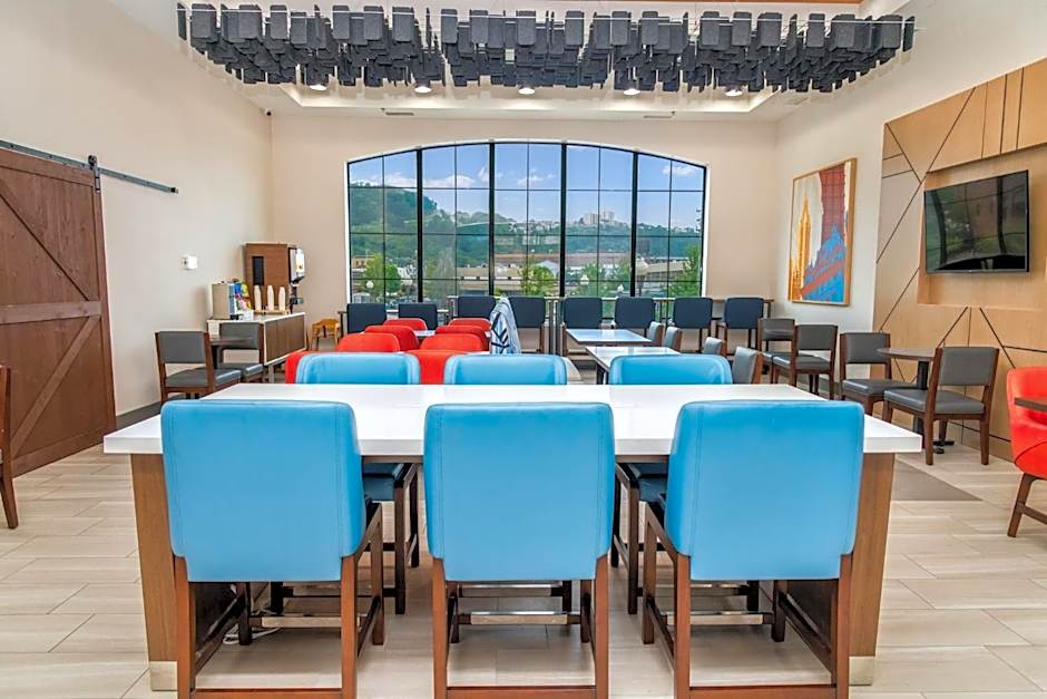 Holiday Inn Express Hotel & Suites Pittsburgh-South Side By IHG