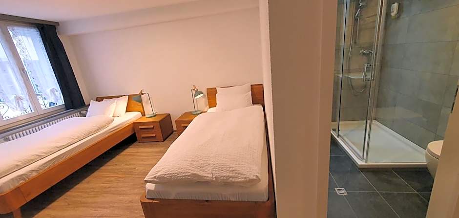 The Aarburg Hotel & Café