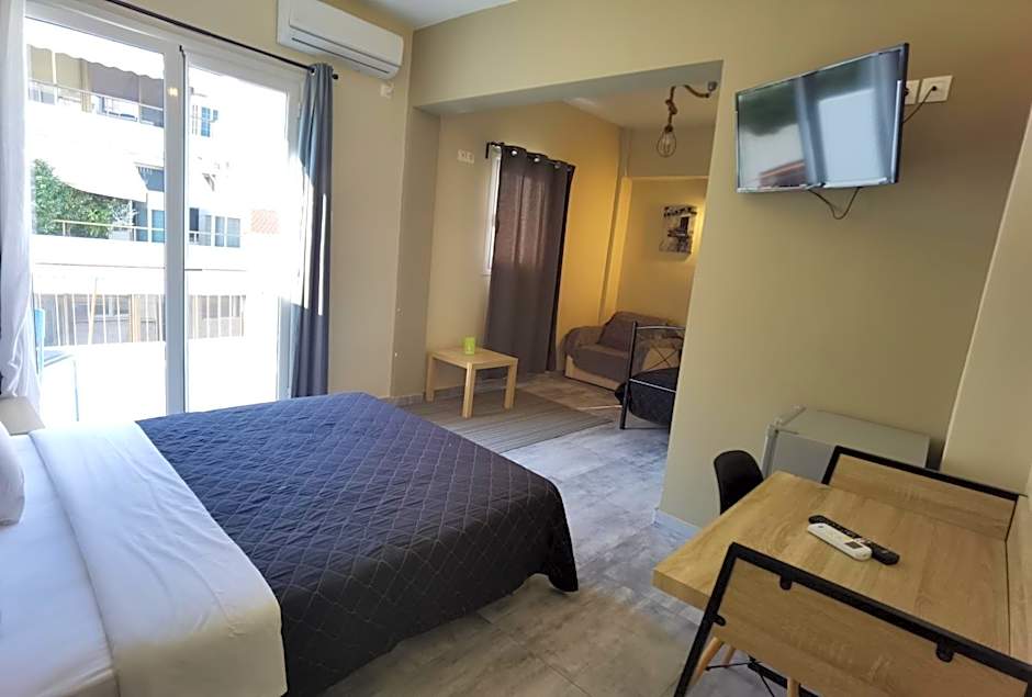 Achillion Hotel Piraeus