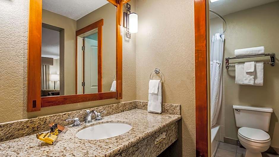 Best Western Plus High Country Inn