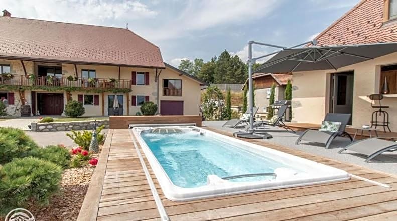 Le Paon Bleu Annecy Poisy