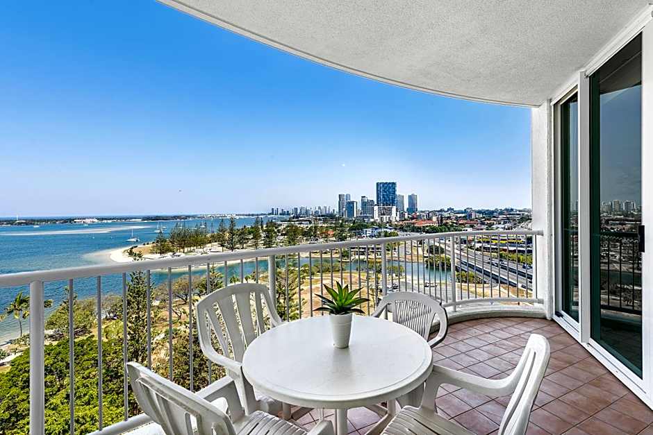 Crystal Bay On The Broadwater