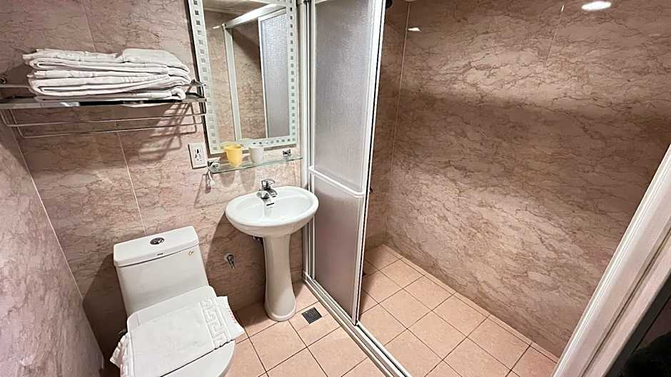 Sin Fu Business Hotel