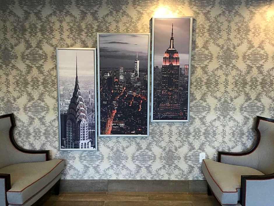Ramada by Wyndham Bronx Terminal