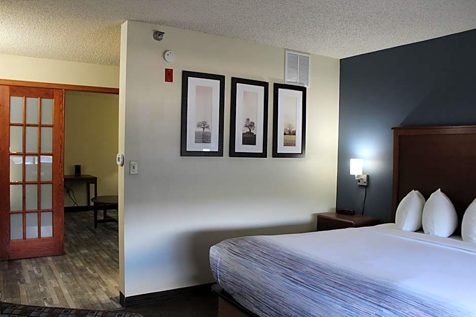 AmericInn by Wyndham Windsor Ft. Collins