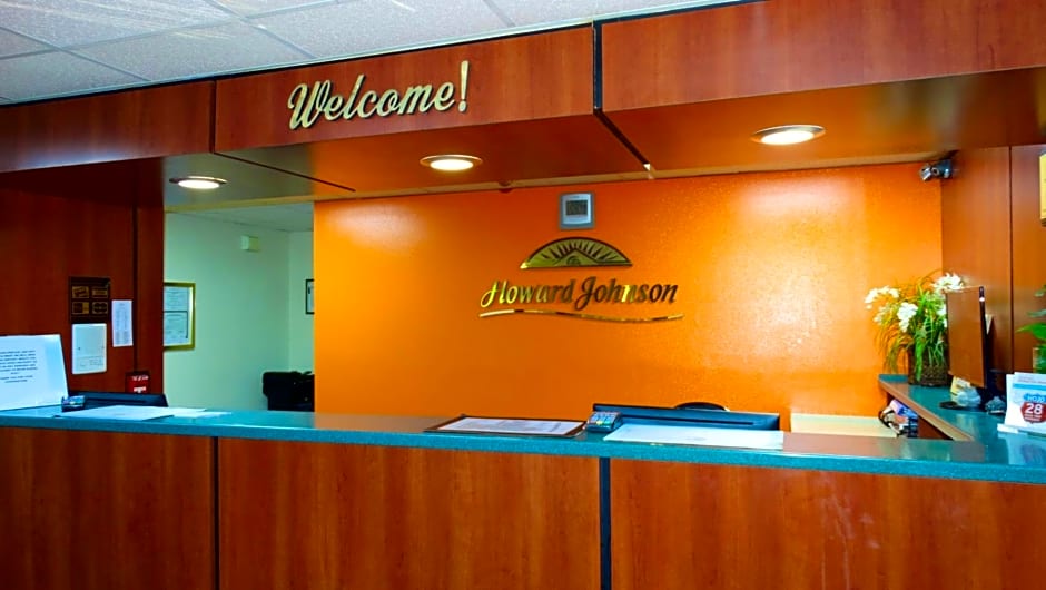 Howard Johnson by Wyndham Savannah GA