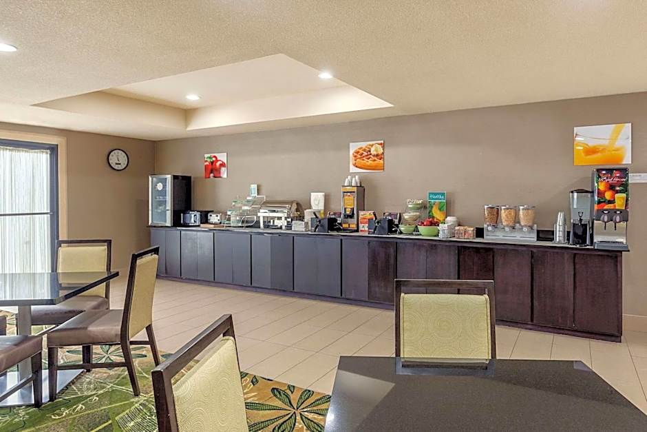 Quality Suites Sherman