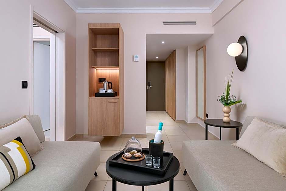 Photo 1 of 4 of Prime Suite