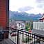 Sweet Condo Canmore GR：）