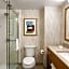 Hampton Inn & Suites by Hilton Langley-Surrey