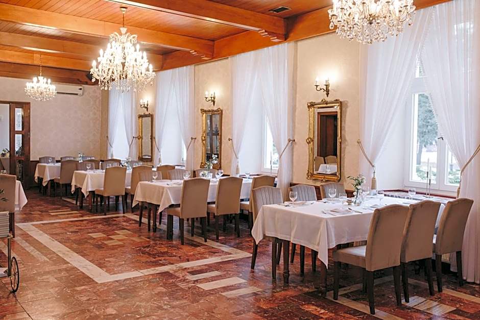 Hotel Zamek Chałupki