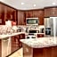 Renovated 2BR at Maui Banyan - Pool, Hot Tub, A/C