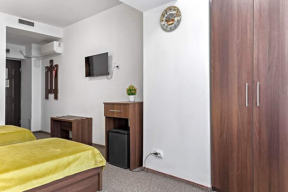 Lina Hotel