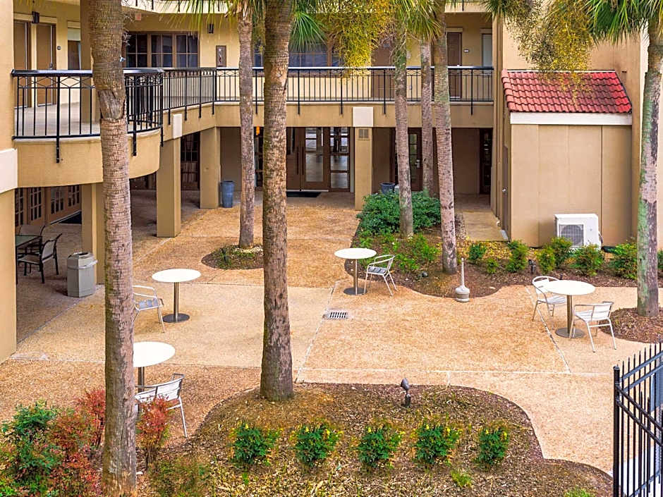 Comfort Suites Baton Rouge South I-10