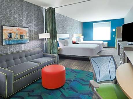 2Queen Accessible Bathtub Studio Nonsmoking