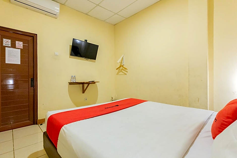 RedDoorz @ Iodium Residence Cikarang