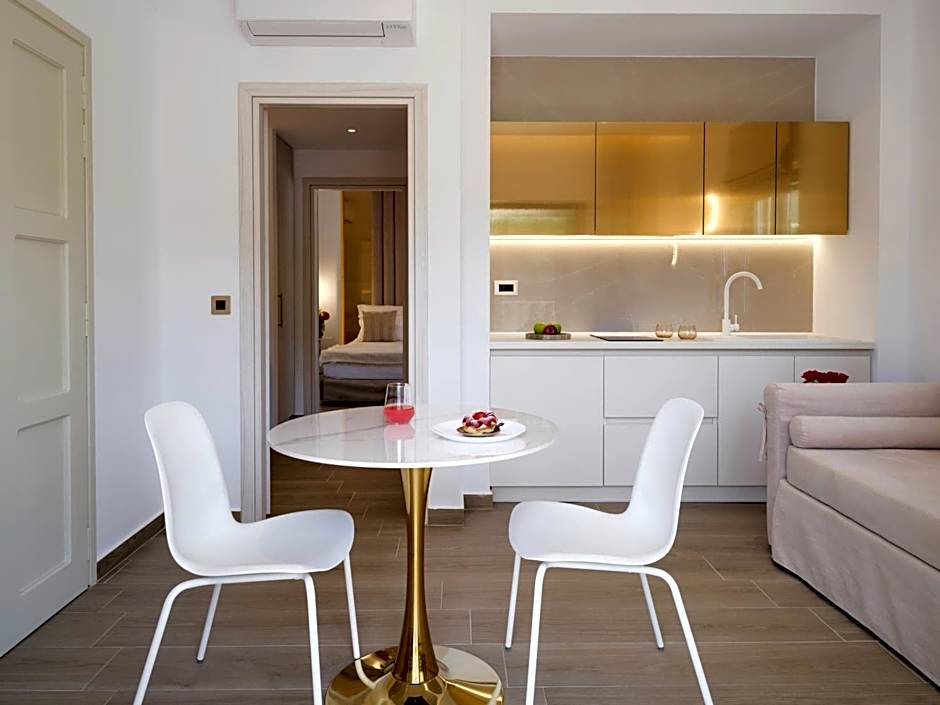 Golden Luxury Suites