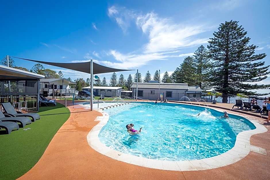 Surf Beach Holiday Park