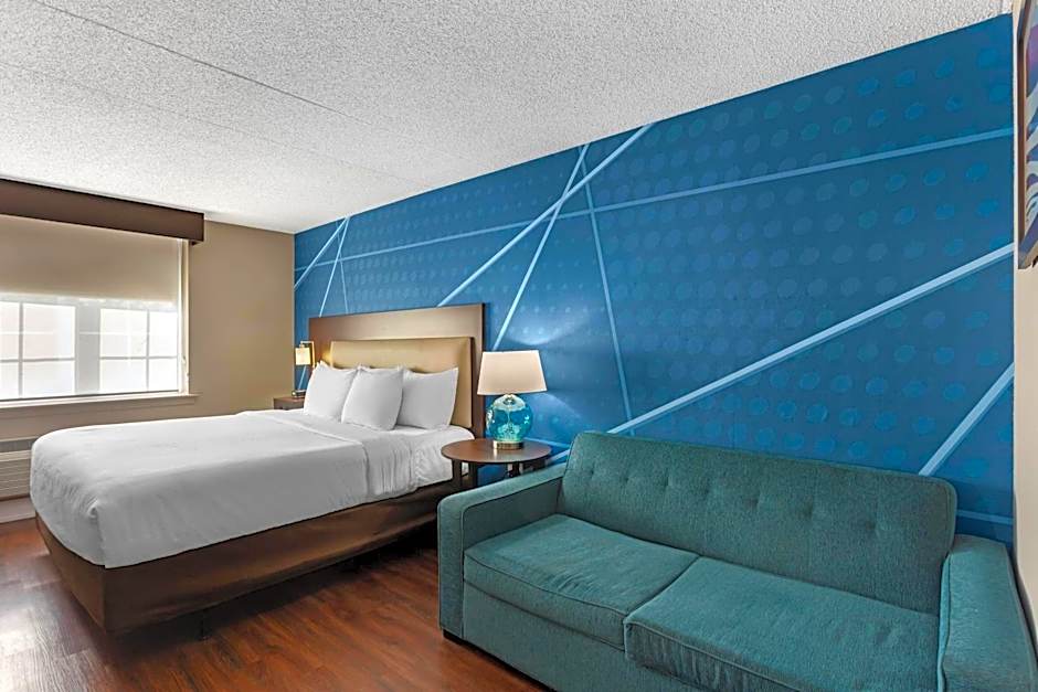 Comfort Inn & Suites Pottstown Eastern Gateway