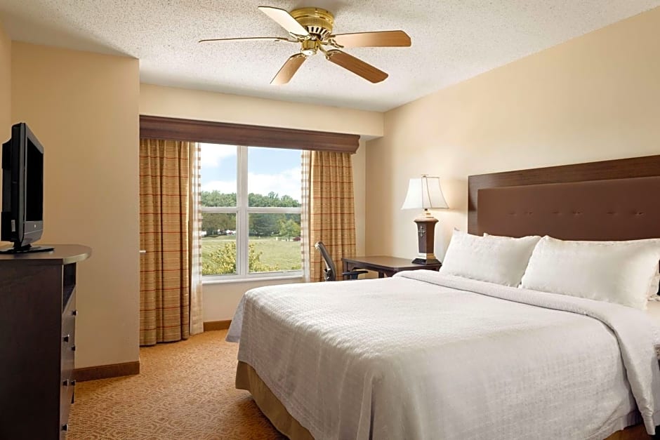 Larkspur Landing Toledo-Maumee – Maumee, OH
