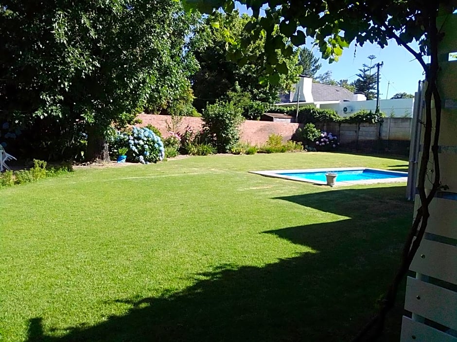 Dennecres4GuestRooms