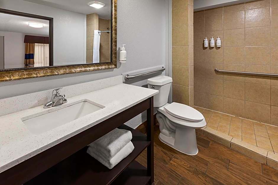 Baymont by Wyndham Downtown Detroit