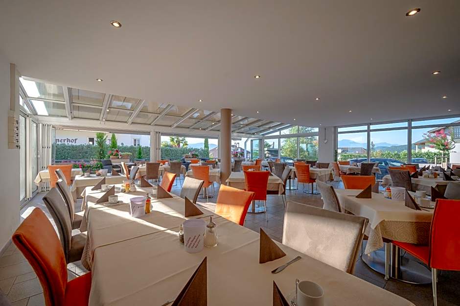 Garni Hotel Peterlinhof