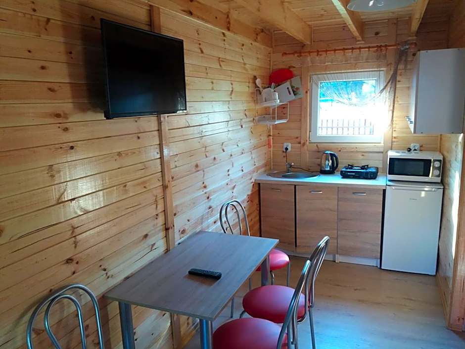 Domki i pokoje ,,Pod Palmami" w centrum