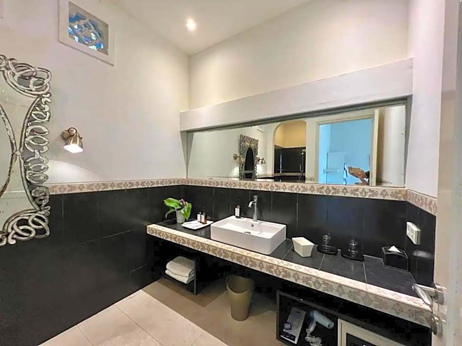 Casa Artista By Kresna Hospitality