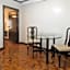 El Rico Suite Makati by RedDoorz
