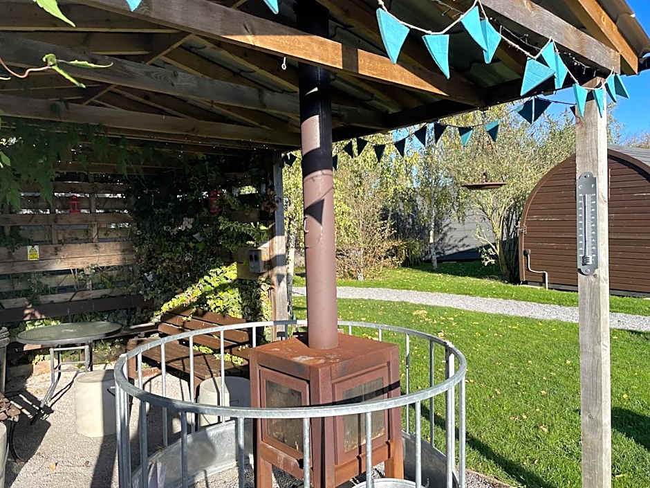 The Little Hide - Adult Only Camping Pods