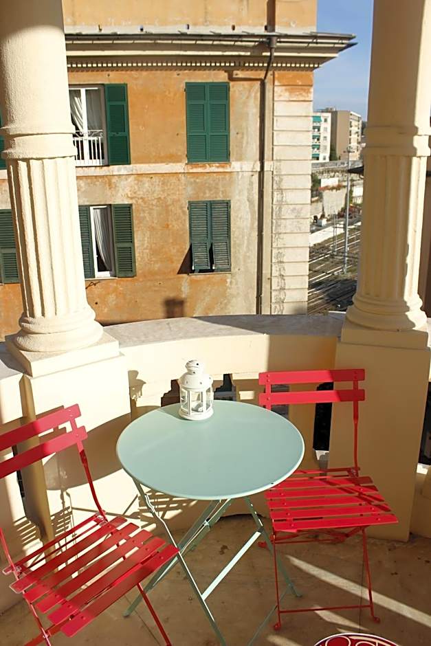 Victoria House Hostel