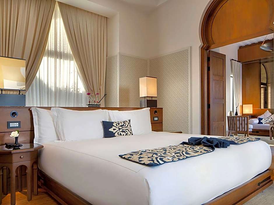 Banyan Tree Tamouda Bay