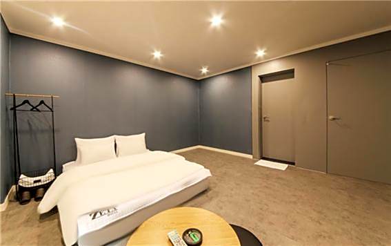 Gamdong Hotel