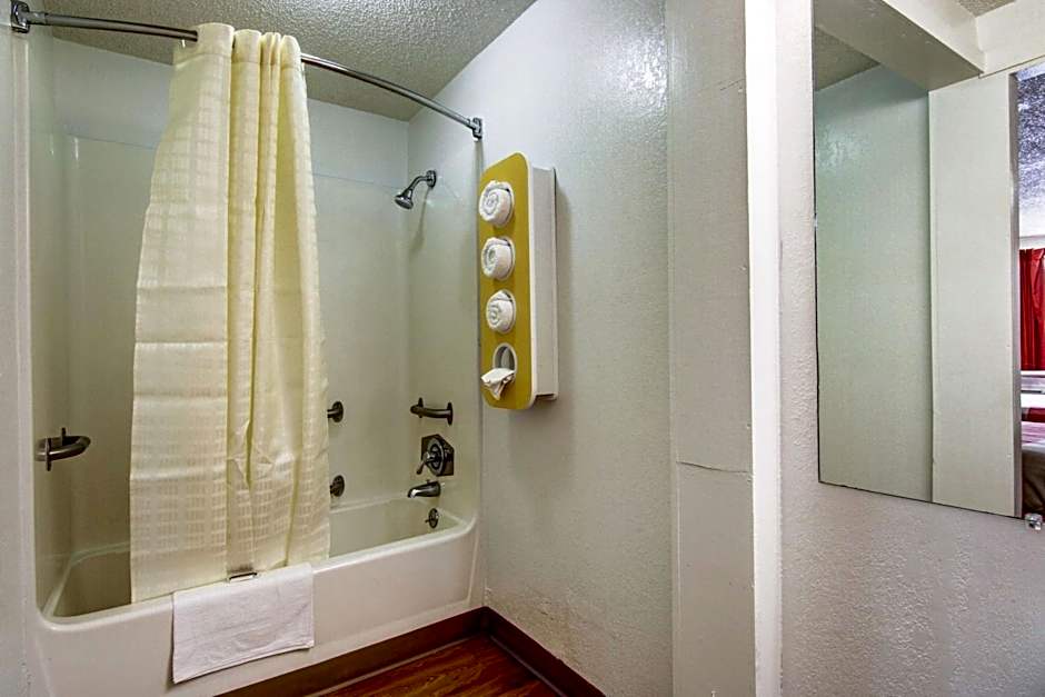 Motel 6-Union City, GA - Atlanta Airport