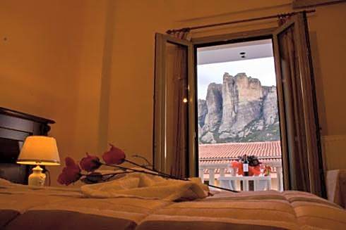 Hotel Kosta Famissi
