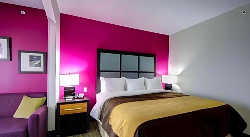 Comfort Inn & Suites