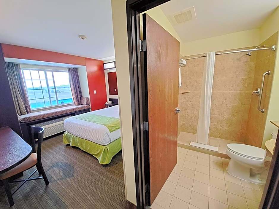 Microtel Inn & Suites By Wyndham Toluca